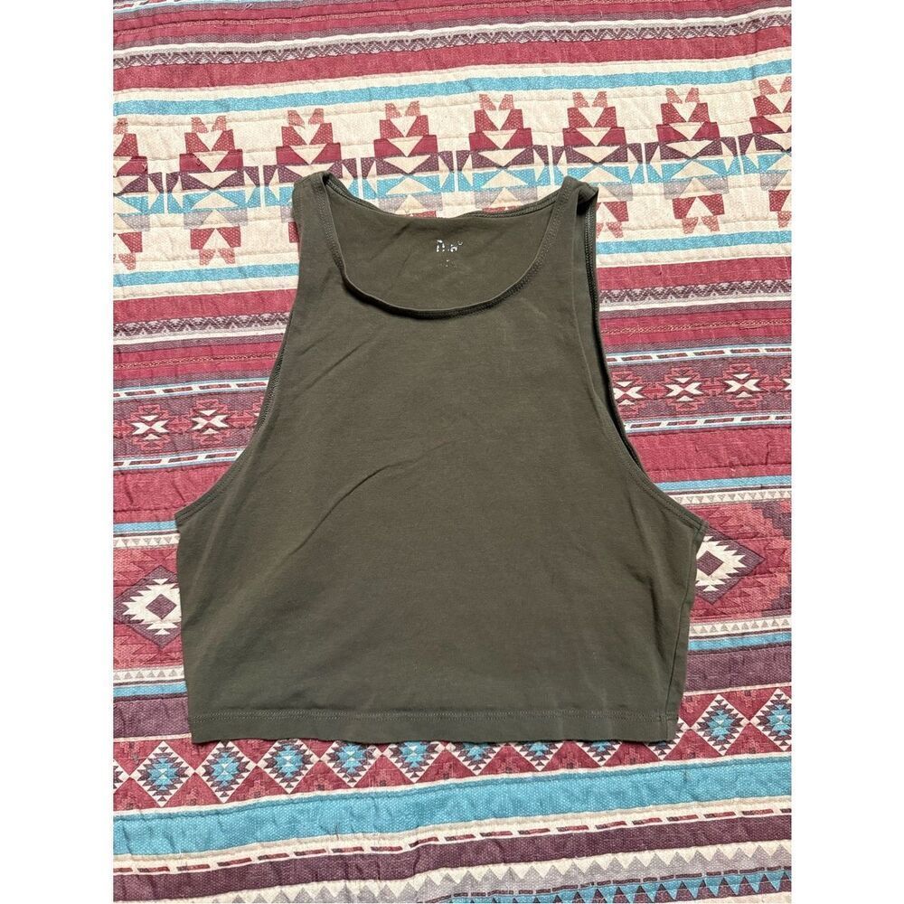 TNA Aritiza Olive Green Cropped Tank Top small